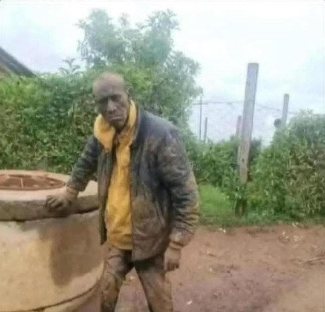 Kifotooh's tweet photo. Uzuri ya counterfeit huwa hazishuki 😂😎 https://t.co/4zilY1TqRz