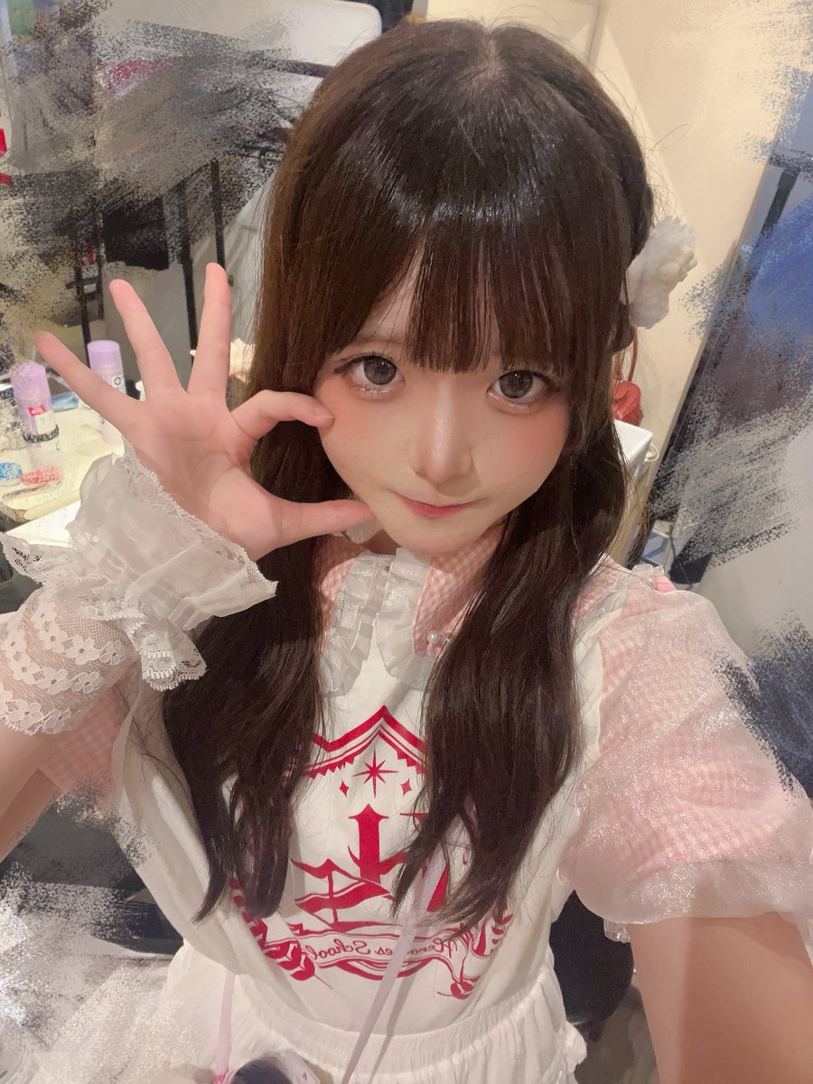 Heroines_ruka's tweet photo. 『ライブジム 第67弾』
@ 新宿Zirco Tokyo さん♡
ありがとうございました！！平日なのに駆けつけてくれた人ありがとう꒰՞ɞ̴̶̷̥⩊ɞ̴̶̷̥՞꒱

そして！！iLiFE!さんの「初恋リバイバル」カバーさせて頂きました！ずーっとやりたかった曲だからたのしかった❕♡次は12.13日！あおうね🎀
 #ヒロスク https://t.co/ono6f4XxOp