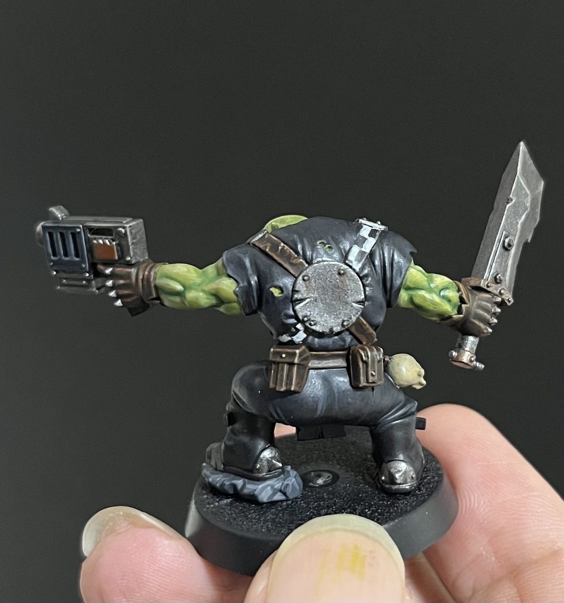 Toku_bay's tweet photo. オルク　ボゥイ
4体目　背中
#warhammer 
#ウォーハンマー https://t.co/agIC4FKtUJ