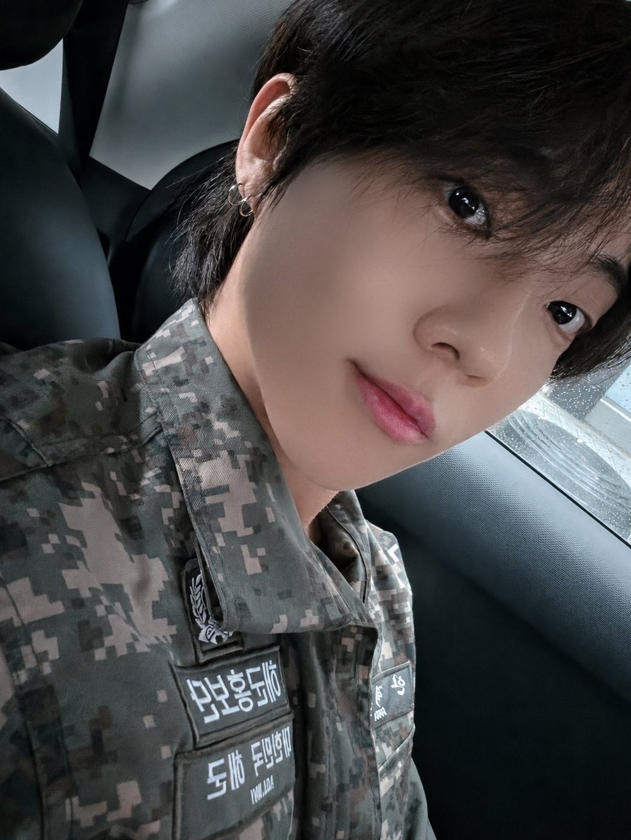 gangtak_ii's tweet photo. 너무 좋아서 숨이 턱턱 막힘 ㄹㅇ https://t.co/Roo7g9ihMY