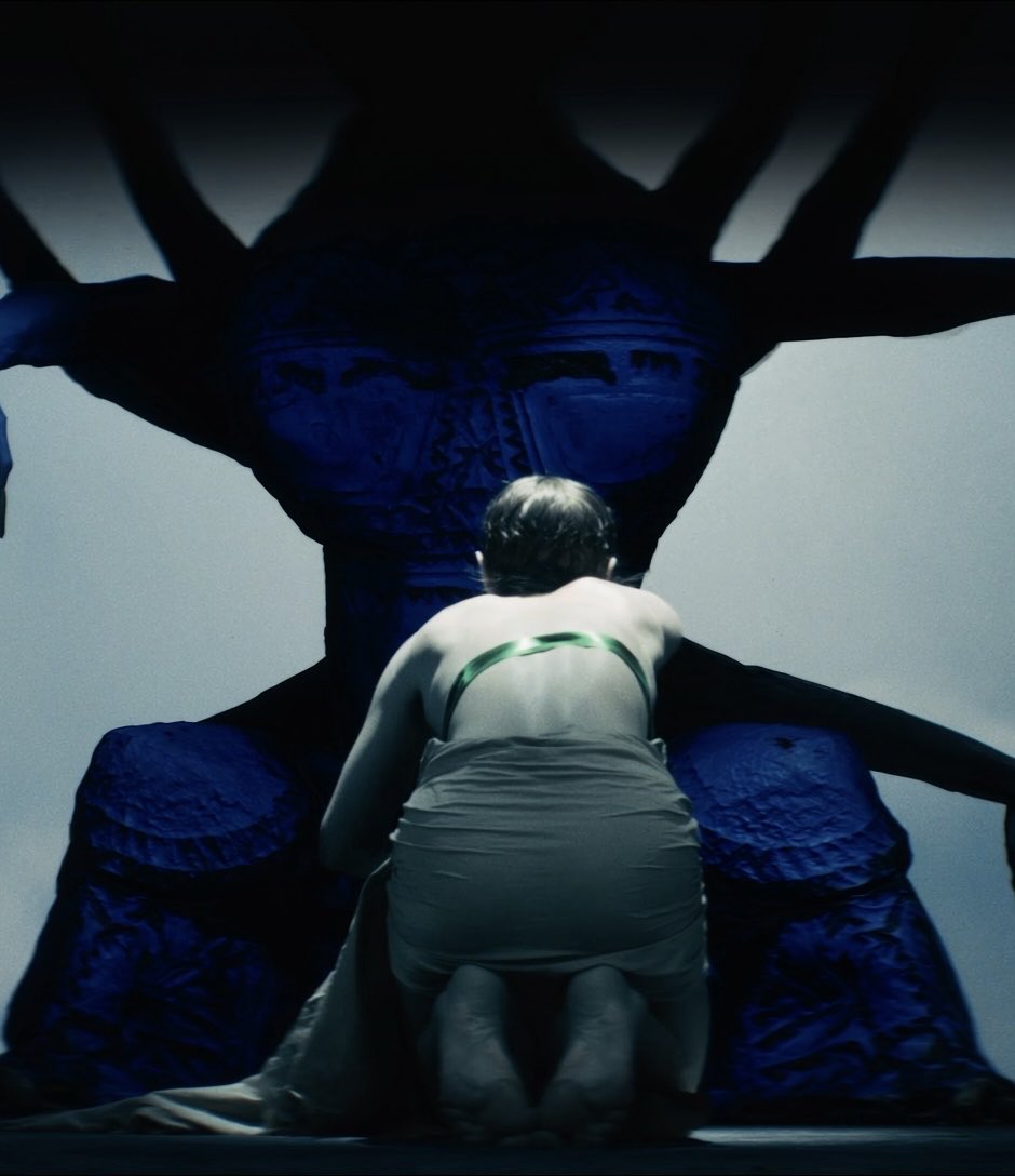 Miros360god's tweet photo. Rise. I have not judged you yet.
#AIart #DarkArt https://t.co/2yixrIX83J