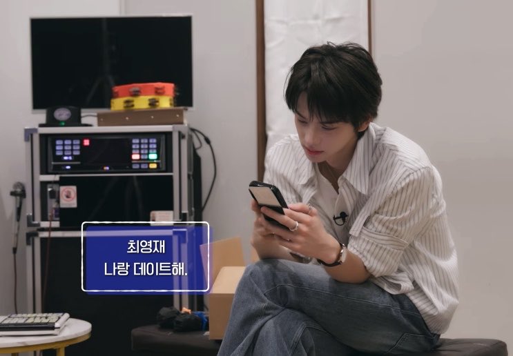 1a3ku's tweet photo. 최엉재
나랑 데이트해 https://t.co/aY568h3Co1
