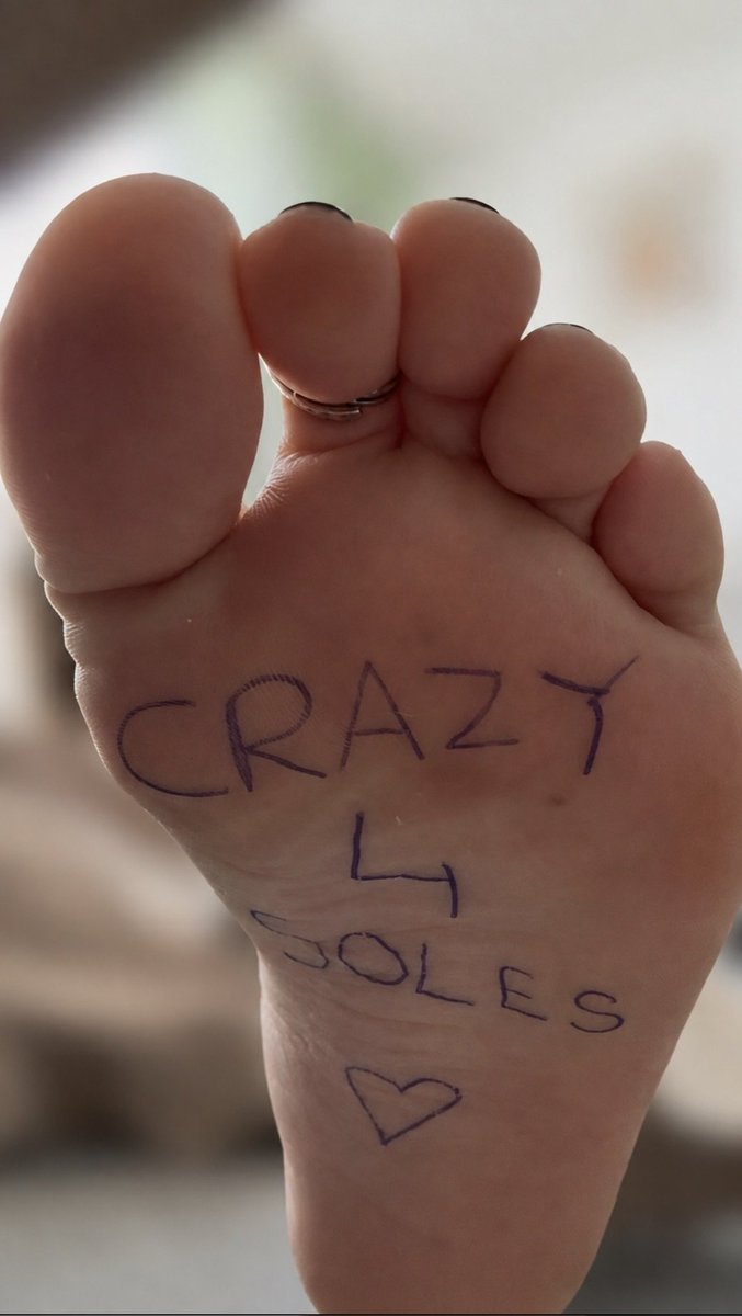 crazyforsoles's tweet photo. BLACK NAILS

@PrettyPedi101 https://t.co/Oj4cb5PkT6