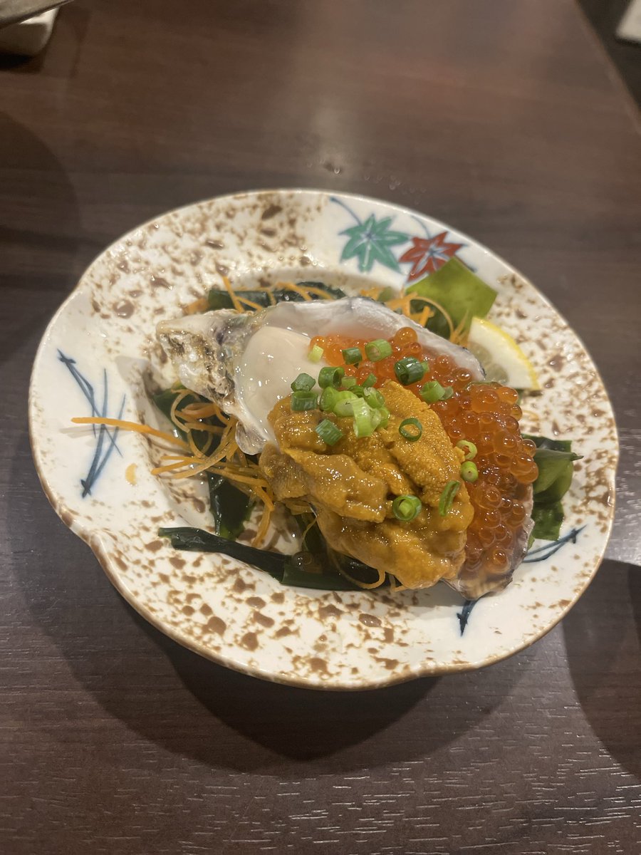 xRa1mu's tweet photo. 牡蠣もりもり https://t.co/NVxTbV81y8