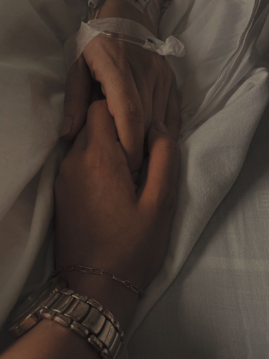 thxelegido's tweet photo. ﹫ thibedoya
instagram post
“Te elegiría siempre.”

ᅠᅠᅠᅠᅠ⌂      ⌕     ⊞      ♡    ○ https://t.co/6LeFBTQdXO