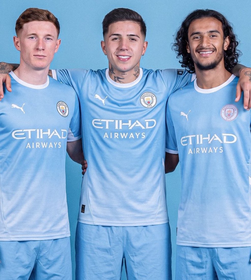 Priceless_MCI's tweet photo. My oil club is back… https://t.co/2eJSZxFPZf