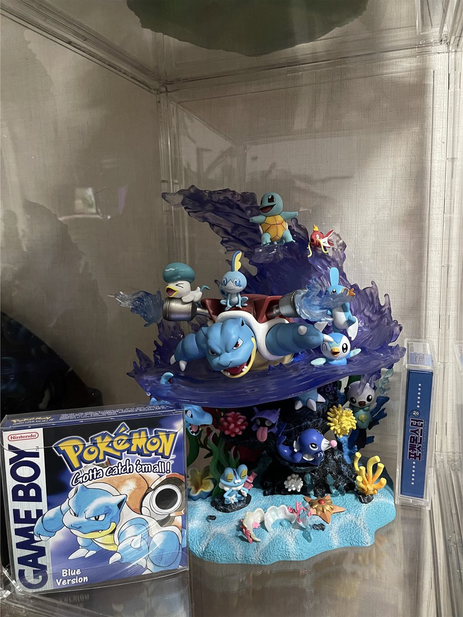 LIFEQU3ST's tweet photo. Blue on blue.

Blastoise.
Pokémon Blue Version.

No nostalgia needed.
It just looks good.

#Pokemon #Blastoise #PokemonBlue #GameBoyAdvance #Nintendo https://t.co/MYZphSd7Bl