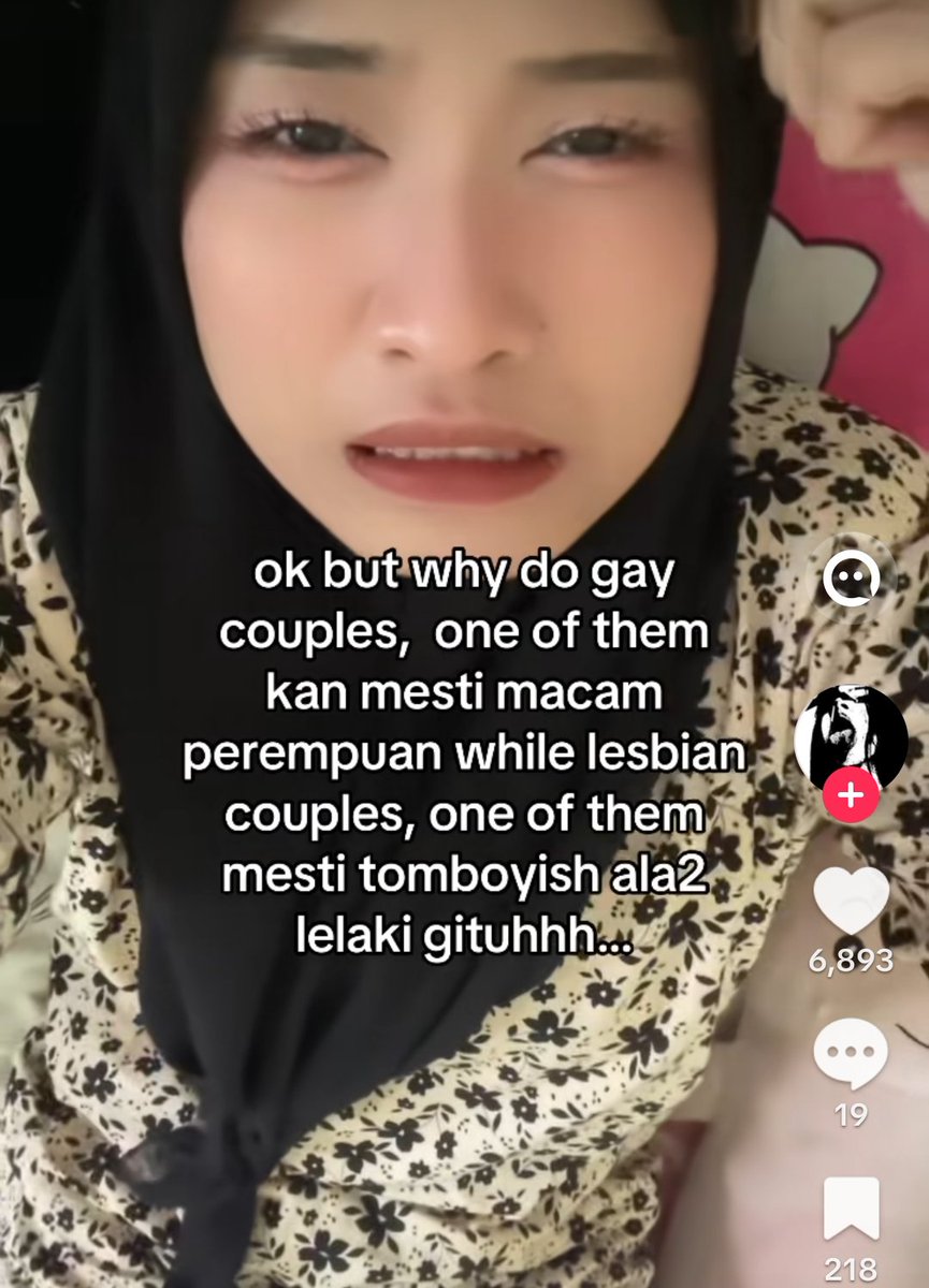 fiorellaheart's tweet photo. okay but why do straight couples, one of them kan mesti jantan yang end up kahwin dua, while straight couples yang lain, one of them mesti wanita yang tetiba kene tinggal dengan tiga orang anak sebab suami dia gatal konek gituhhh... https://t.co/iWffXKT0p5