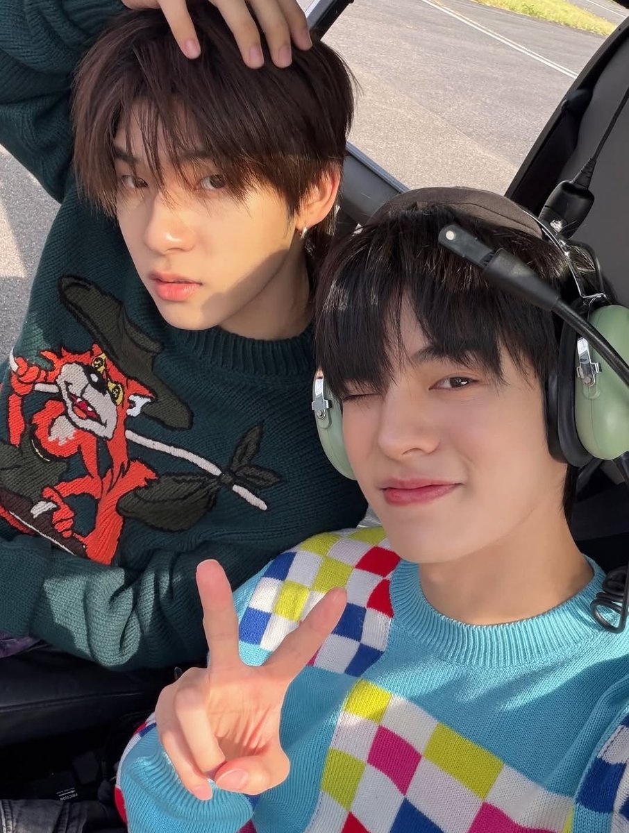 eclipzeliors's tweet photo. things are going slowly but I can finally show me and @punleepsj together 🤍
#boyfriend #couple #thai https://t.co/MRbPzBeFSp