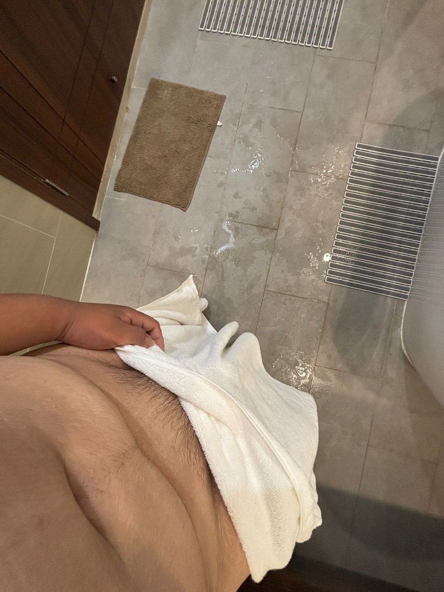 PEEPOnx's tweet photo. อาบน้ำกัน🐼💦 https://t.co/V8WaiJ25kK