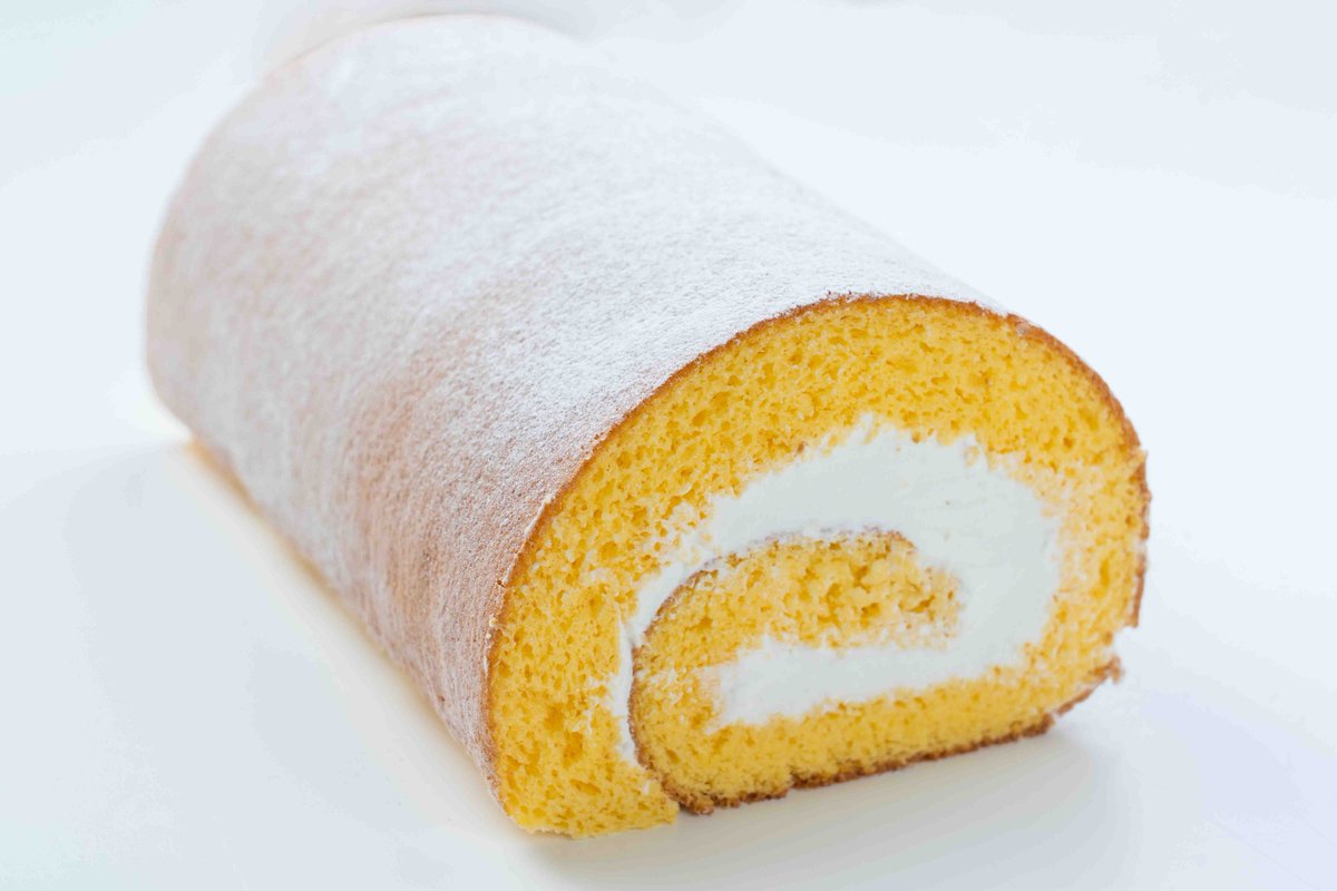 yuu6414's tweet photo. 長崎の定番スイーツはカステラ·シースケーキ·ミルクセーキやけど、ここは旧リモージュタケヤの長崎ロールを推したい長崎在住ガンバサポ
#ガンバサポ長崎遠征 https://t.co/HwVoPpSlKw