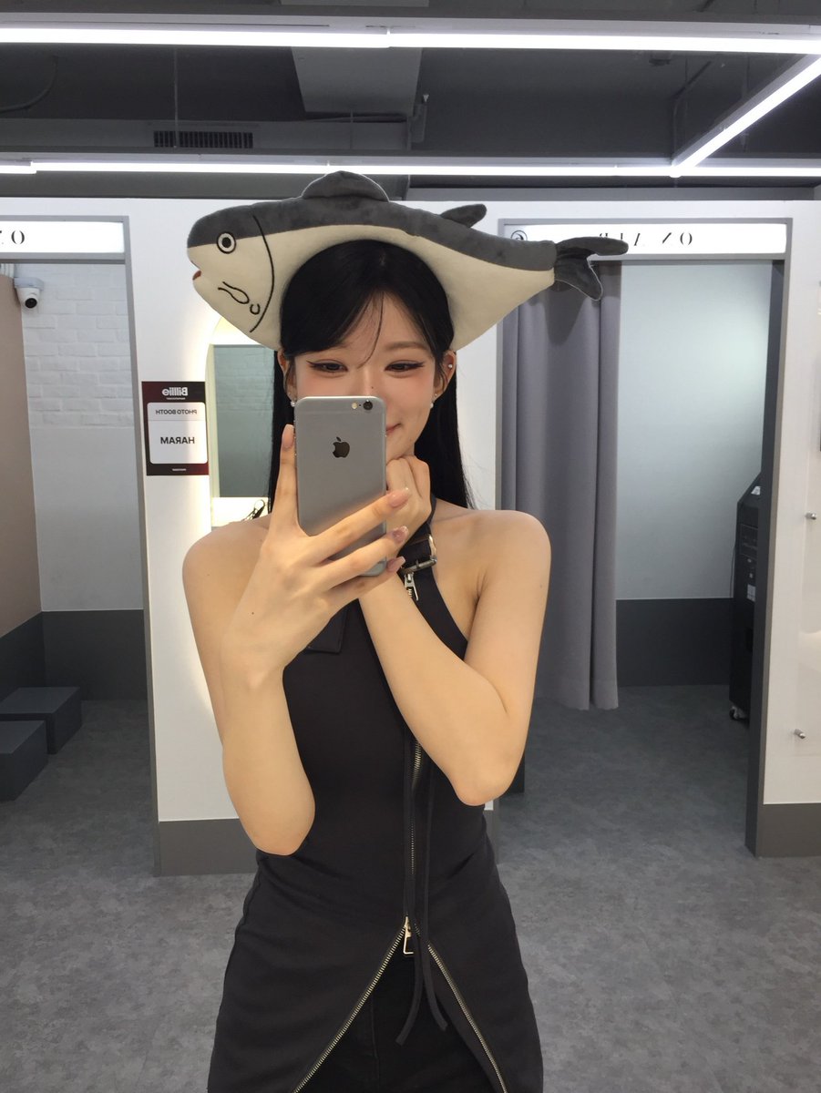 siyoaon's tweet photo. Blubub, blubub? Hehe. 🐟 https://t.co/zIrWXCRkMY