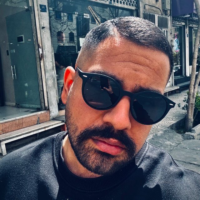 mansadafam's tweet photo. همکار نازم 
آقا عرشیا 
۲۴ ساله قد ۱۸۴ 
بانمککککککک تا اخر عمرت باهاش میخندی 
متقاضی دایرکت پیام بده https://t.co/RleOYClHQn