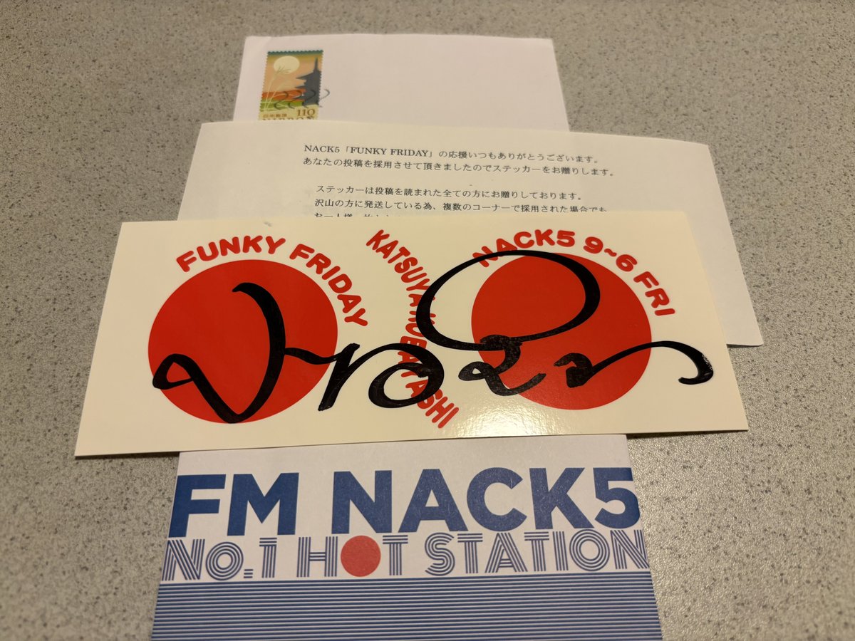 tack500717's tweet photo. 28日放送のファンキーフライデー、イチバン&9時間目採用分の強気ステッカーが届きました!
SWでのダブル採用、嬉しいです🔴🔴
克也さん、銀座スタッフの皆さん有難うございます!
#funkyfriday https://t.co/KNuIHcwm5v