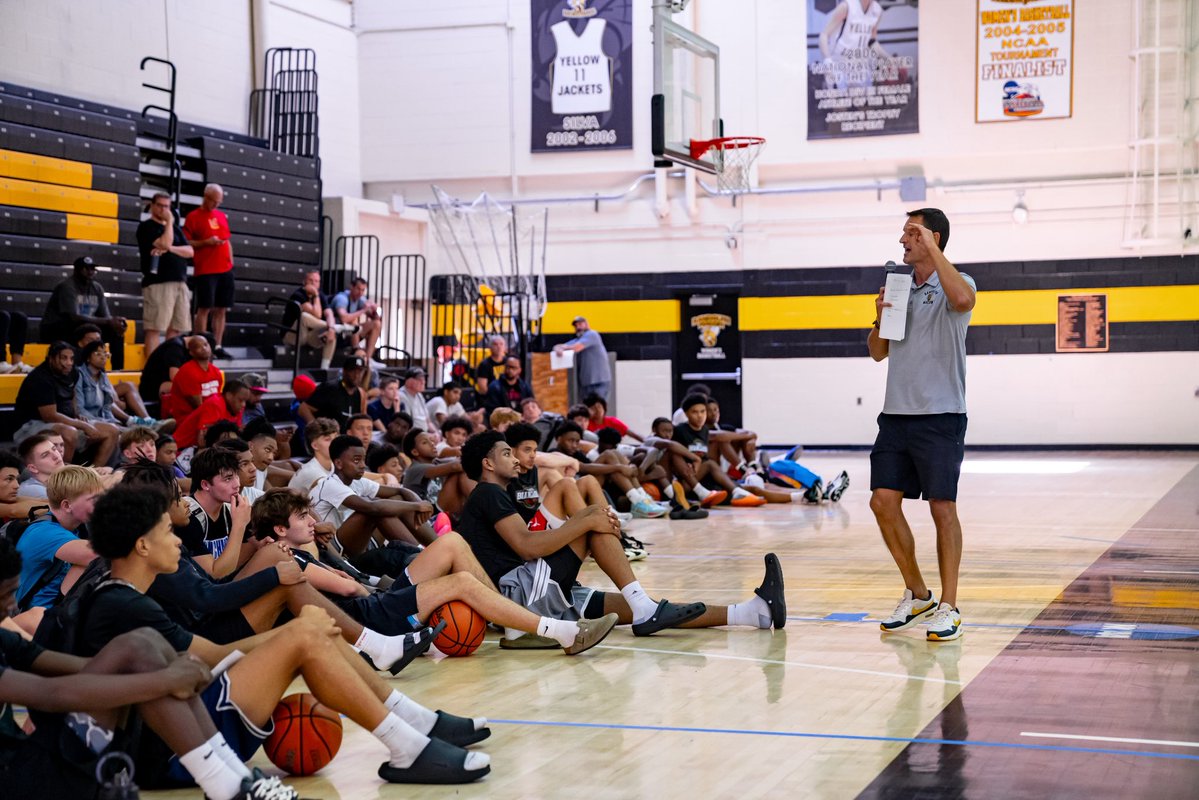 PaulBiancardi's tweet photo. Coach Josh Merkel speaks to campers and parents about what he and his staff look for in recruits.

Coach Merkel has led the Randolph-Macon men's basketball program to remarkable success, including the school’s first ever Division III National Championship in 2022. 

Josh strikes the perfect balance: he is funny and genuine off the court and a classy, tough competitor on it.

D1 AD’s should know his name.