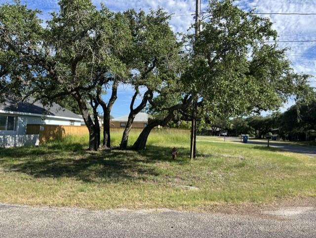 KeyAllegroSells's tweet photo. Think of all the things you could be doing with this land right now.
#TeamKeyAllegro https://t.co/PDFFDEixa6