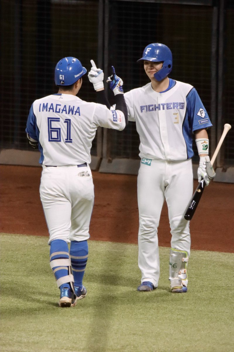 ybaseball6's tweet photo. みんな愛してるぜ！！！！！
ナイスゲーム！

#最後は気持ち
#執念 https://t.co/iTEcRz8G2f