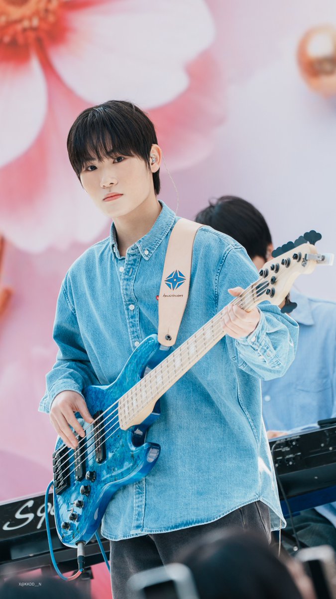 _979779's tweet photo. 언젠가의 캔트비블루 https://t.co/N32th4oSQ1