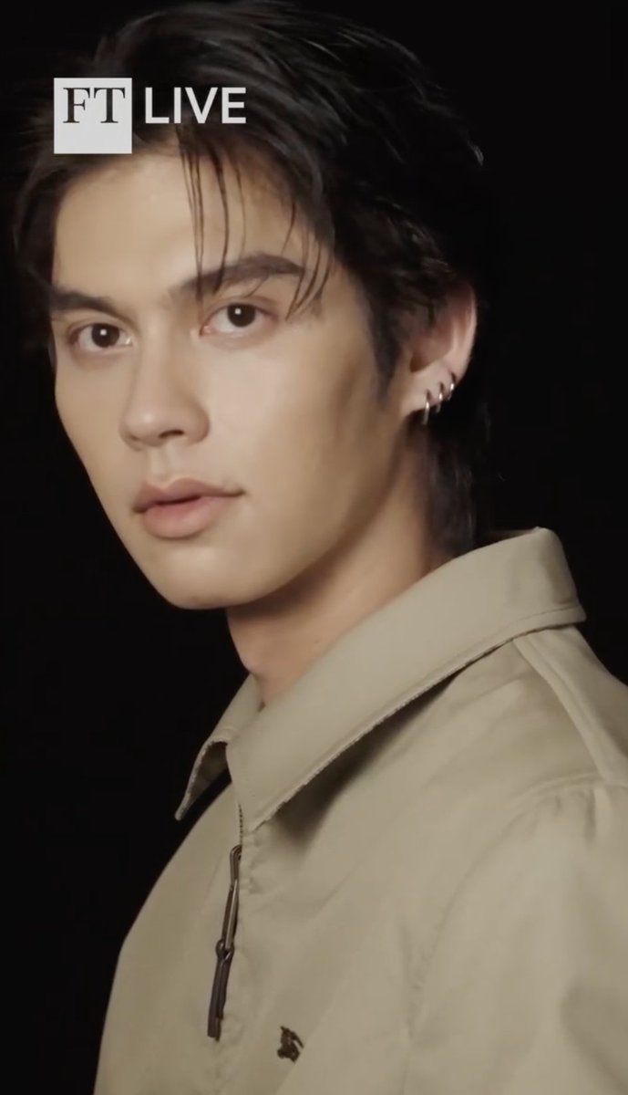 salmar49261304's tweet photo. หล่อเรียบหรู ลัคชูรี่บอยสุดๆ ✨

#FTLuxury 
#bbrightvc https://t.co/TRBvytEBnV