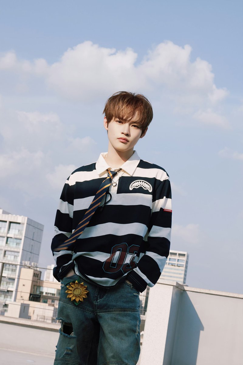 NCTDREAMCENTER's tweet photo. #CHENLE Studio weibo https://t.co/TWkf3L7DAV