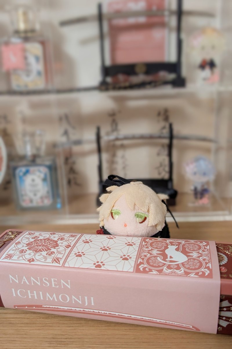 lna_54N's tweet photo. あとから可愛さに気づいて欲しくなったクッキー缶を得ました
かわいい https://t.co/LekcP8dCMt