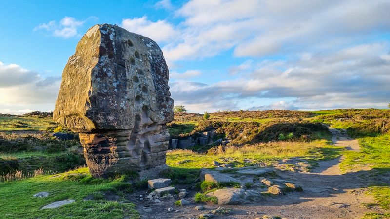 PeakDistrictWks's tweet photo. Have you climbed the Cork Stone at Stanton Moor? https://t.co/qvSjE78rGF