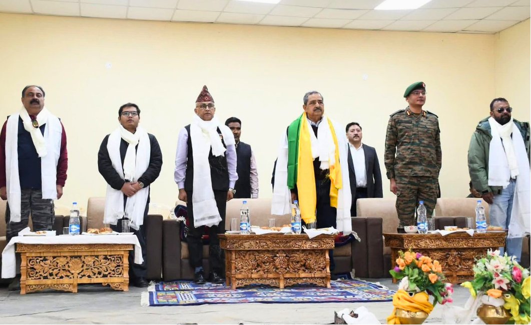 NITIAayog's tweet photo. Dr. Ashok K. Lahiri, Vice Chairperson, NITI Aayog, during his visit to Ladakh, engaged with the UT leadership, defence forces and local communities to gain a comprehensive understanding of the region’s development priorities.

He called on Shri Vinai Kumar Saxena, Lieutenant Governor of Ladakh, and held discussions on key issues and opportunities for the development of the UT. Shri Ashish Kundra, Chief Secretary, Ladakh, along with senior officials, presented the progress achieved, ongoing initiatives and key challenges in advancing the all-round development of Ladakh.

At HQ Uniform Force, Kiari, Dr. Lahiri was briefed by the Force Commander on the Indian Army’s contribution to social development and community welfare in remote border areas.

At Aspirational Block Rupshu in Changthang, he interacted with local residents and Block officials and appreciated the stalls showcasing local initiatives and products.

The visit underlined the importance of a whole-of-government and community-centric approach to advancing development in the unique and challenging terrain of Ladakh.

#Ladakh #Development #CommunityEngagement  

@PMOIndia @narendramodi @Rao_InderjitS @MIB_India @PIB_India @DDNewslive @ashoklahiribjp