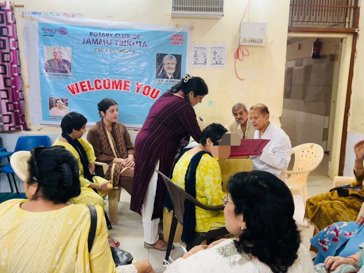 DswoJammu's tweet photo. Today, Muskan Home, Channi Rama, Jammu, organised a Free Orthopaedic &amp; Dental Medical Camp with the support of Rotary Club Jammu. Inmates were examined by doctors and provided free medicines and follow-up consultations. A plantation drive was also held on the premises. https://t.co/1q7kTCbTXT