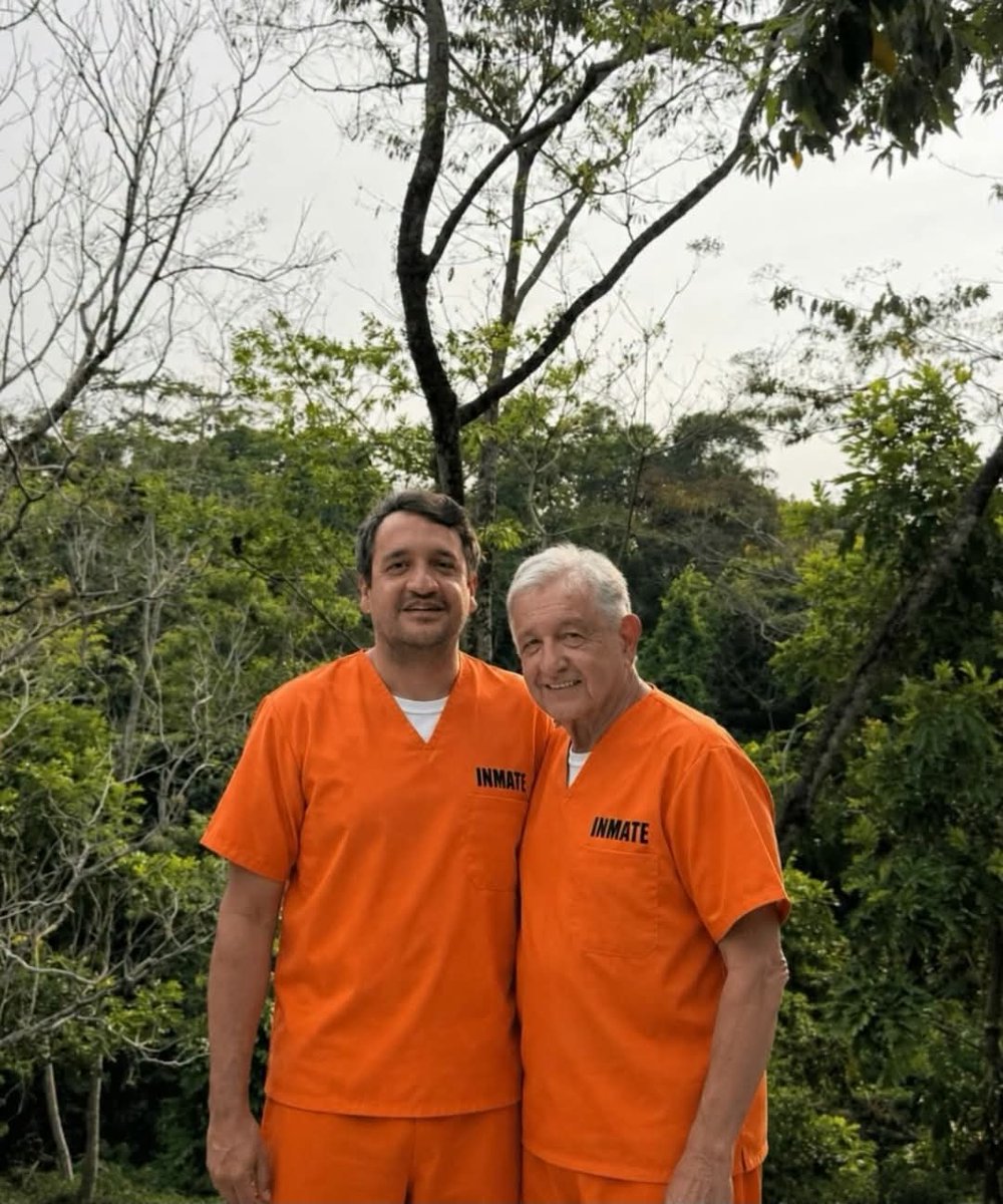 breadad07's tweet photo. @latinus_us Putos #GordosdelBienesrar @AndyLopezBeltra #AndyLópezBeltrán #BobylopezBeltran espero se ☠️☠️☠️☠️☠️☠️☠️☠️☠️ pronto. https://t.co/p05krMICMd