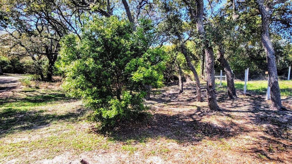 KeyAllegroSells's tweet photo. A single-family home with potential! Get it before it's gone. #HomesForSale
#TeamKeyAllegro https://t.co/HMbBdXHphr