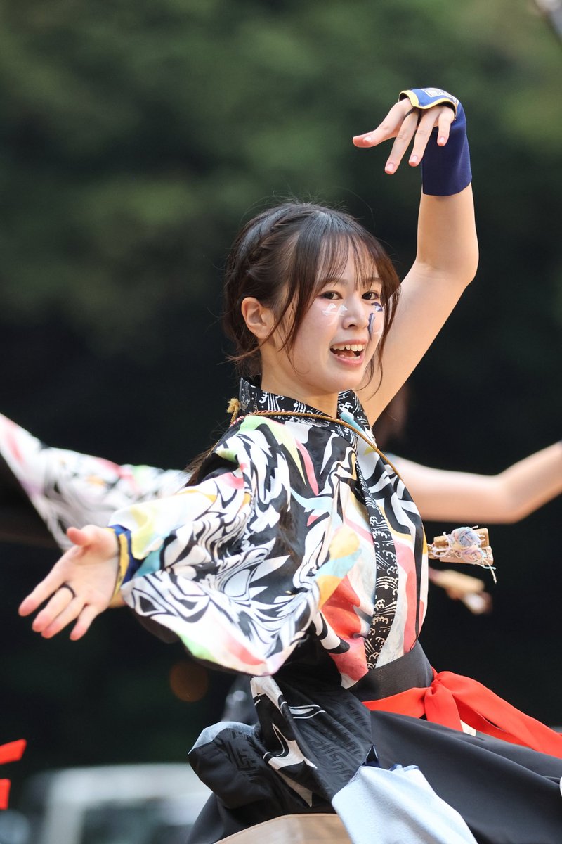 minato927148's tweet photo. 北里三陸湧昇龍さん
原宿スーパーよさこい
神宮会館ステージ２

#北里三陸湧昇龍　さん https://t.co/tair5gBGhQ