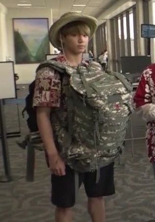 jkcolector's tweet photo. it’s a jungkook thing. https://t.co/7VsKZM4Xkp