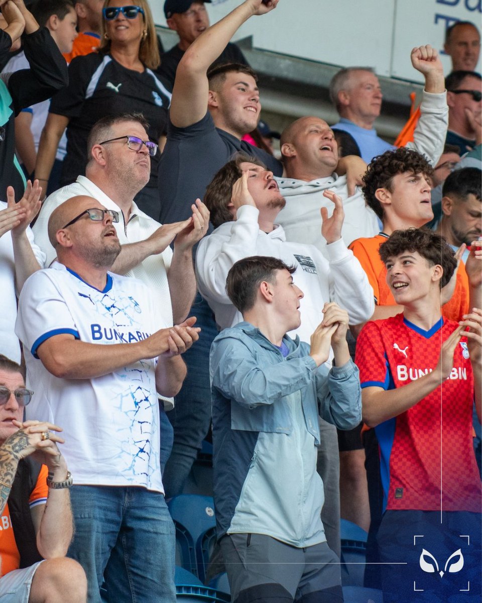 OAFCTickets's tweet photo. ℹ️ Away supporters are reminded not to travel to Fleetwood without a ticket. 

🎟️ Tickets on the day will only be available to supporters with previous purchase history or proof of a local FY postcode. #oafc https://t.co/Q0qQahbByU