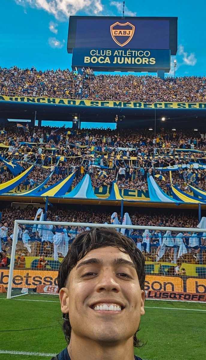 vagoxeneize12's tweet photo. Que no quede solo en ese día https://t.co/0VEvS8cORu