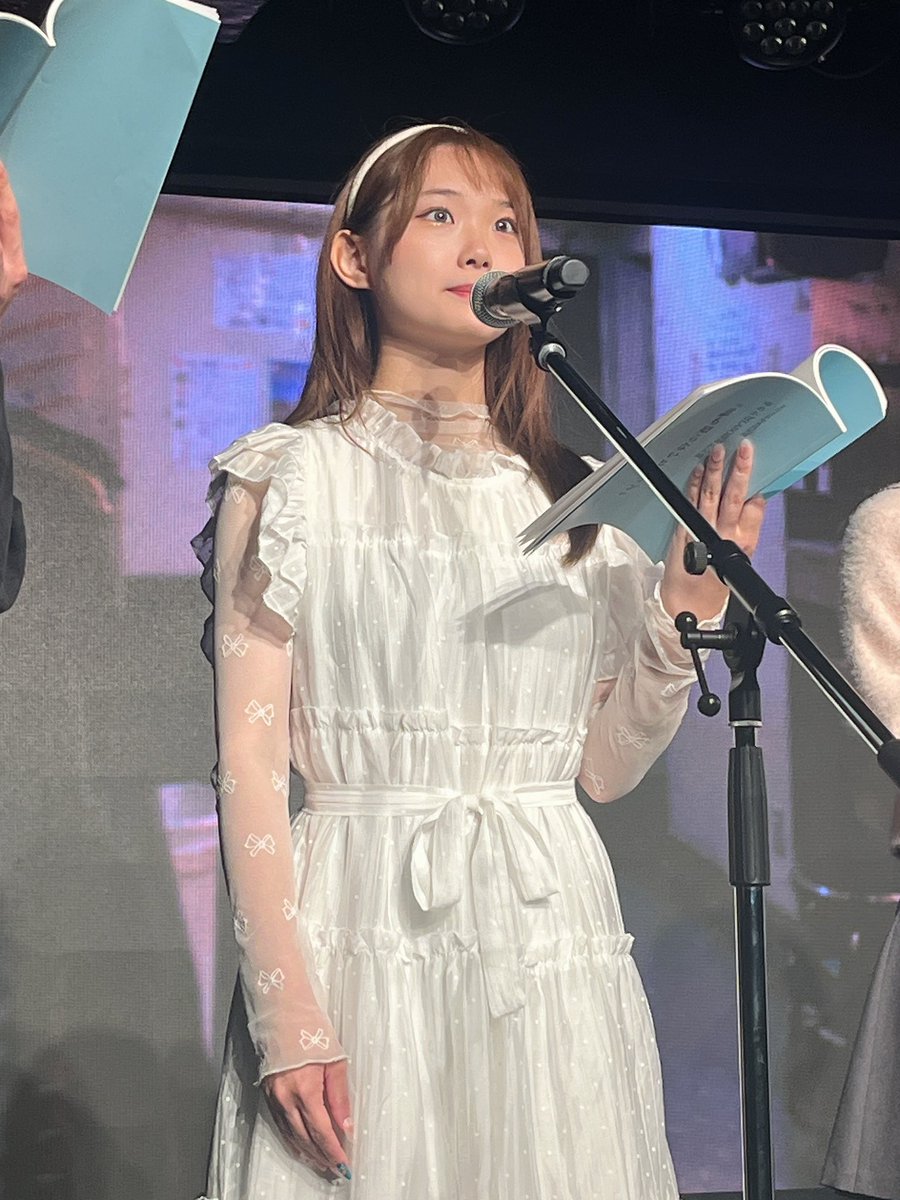 Ogata_Yuu_1104's tweet photo. 9月！！！！！

今月はたくさんドラマをみる月にします！！！
おすすめされたドラマ全部見る勢いで制覇していく……！！！

もっともっとお芝居うまくなるぞ〜！

あと月見バーガー食べる🍔 https://t.co/RpCoxRdAKz