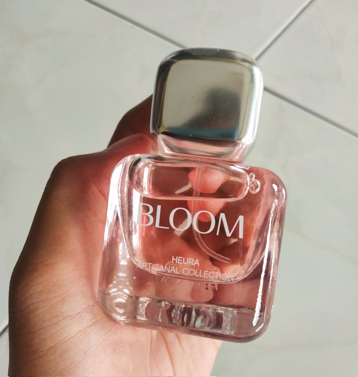 pluuviophiillee's tweet photo. my best purchase ever : edisi parfum https://t.co/NTsZvGPjn5