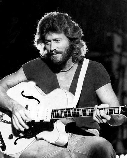 20th_Centurygal's tweet photo. Happy 80th Birthday to Barry Gibb...🎂🎉
There’s a whole lot of music behind that 80 years. Barry wasn’t just part of the Bee Gees, he was an incredible songwriter who helped create some of the biggest songs of our time.
And yes, he co-wrote “Islands in the Stream” for Dolly Parton and Kenny Rogers. Pretty impressive
resume...🎶
Happy Birthday, Barry...❤️