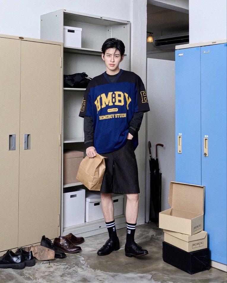 taigo_official's tweet photo. Homeboy x Pond Naravit  のプレオーダー（予約注文）ご案内です。

注文URL: 
https://t.co/rjC9G3YTxM

ECサイトに載っていない商品でご希望の物がございましたらこちらの公式LINEからご連絡ください。
↓
https://t.co/e0ymvz7vGY

◾️注文期間
締切は9月3日まで
発送開始は10月中旬の予定です。
状況により前後します。

※海外からご購入の方で、郵送をご選択いただき郵送料が不足している場合、発送の前後どちらかに請求書をメールの方に送らせていただきます。追加でのお支払いをお願いいたします。
 
※海外への郵送をご希望の方は、送料、関税などはお客様負担となります。全ての商品を日本から発送予定です。
 
※日本国内の発送は今回は一律の送料となりますので追加での請求はございません。
 
※日本国内、海外どちらへの発送でも実際の送料がお支払い頂いた送料に満たない場合、返金はいたしません。ご了承ください。
 
※商品は全て数量限定となります。ご希望の商品がある方はお早めにご購入ください。
既に完売の商品もございます。

※ECサイトに設定、もしくはメールなどでお伝え頂いた宛名、住所に発送を行ったにも関わらず、受け取れないなどのトラブルが起きた場合は責任を負えませんのでご了承ください。

※複数の商品を一度の注文で購入された際、発送時期が遅い商品に合わせた発送となります。予約注文の商品とすぐに発送可能な商品を一度に購入された場合、予約注文の商品が発送可能になり次第、発送となります。

※転送サービスを用いた発送や、代理人による受取を通して商品を注文される方は、仲介される方が受け取って開封された場合、開封動画が無ければ、不良品や欠品などへの対応ができません。ご了承ください。

【お支払い方法】
クレジットカード、デビットカード、PayPal、Apple Pay、Google Pay のご使用が可能です。
※クレジットカード、デビットカードはJCB/Visa/Mastercard/Amex がご利用いただけます。
1回払いのみ可能です。

【購入制限】
現時点では購入制限はございませんが、状況によっては購入制限を設けさせていただく場合がございます。
予めご了承いただきますようお願い申し上げます。
商品は在庫がなくなり次第販売終了となります。

【不良品交換対応】
ご購入の商品で不良品や欠品があった場合は、対応をさせていただきますが、開封動画の撮影と提出をよろしくお願いいたします。
商品の受け取りから時間が経った場合は交換の受付ができません。

※お客様都合のキャンセルはできません。

#ppnaravit
#ปอนด์ณราวิชญ์
#Homeboybkk
#HomeboyxPondNaravit
#HomeboyAniversary8th