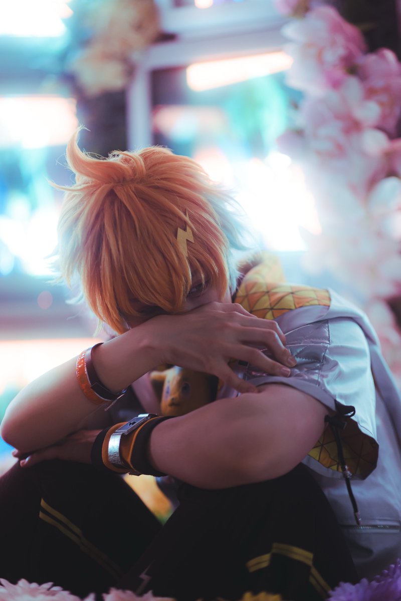 uron_cos's tweet photo. Cos. 🌈🕒.🌩🦒

───────────────────
　　　
  　　　誰がための成れの果てなのか

───────────────────

📸：塵太さん
スタジオ：Mu House  3rd store https://t.co/dQx4dz2RbA