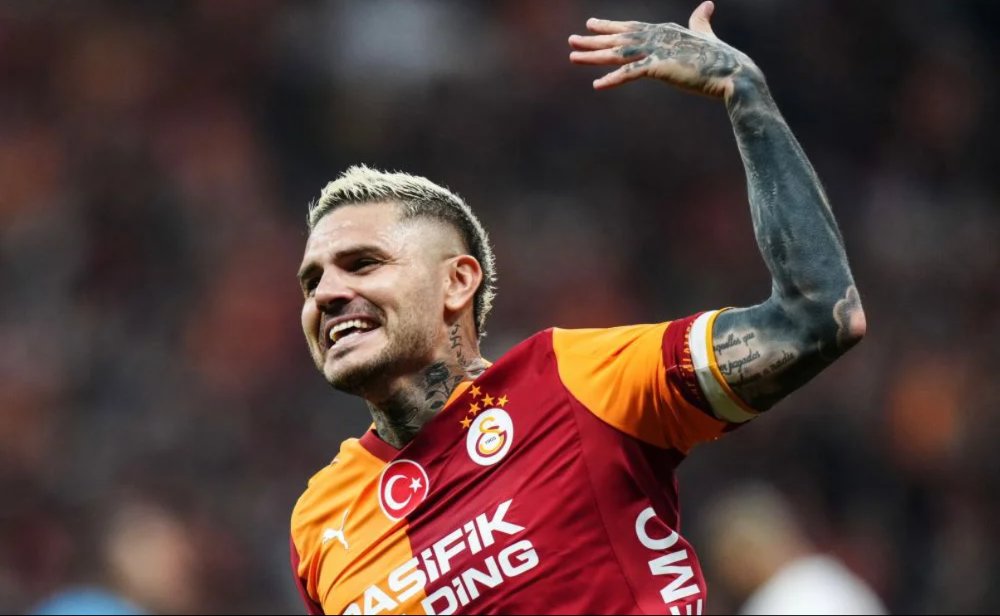 ManuRgues98's tweet photo. 🚨 Según @luismifer1998 el primer Announce será de 15:00-15:30👀 (Rubén Sanchez). Le consta que han preguntado por la situación de Icardi para dar un golpe en la mesa. https://t.co/tUxDTwMCYI