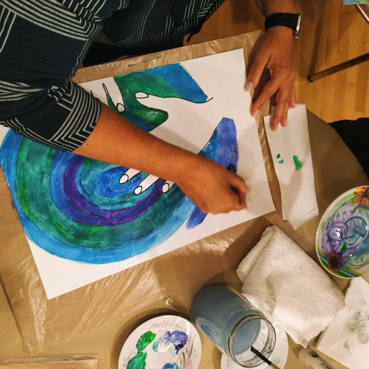 ElmoHeinbaugh's tweet photo. What does summer mean to you? We’ll capture it on canvas in workshops for children and adults led by Damjana Benigar Kaluž on August 7 and 9 at 10:30 and 18:00 in Kindler Park and Freedom Hill. We look forward to your registration! https://t.co/CNLJjAqWac