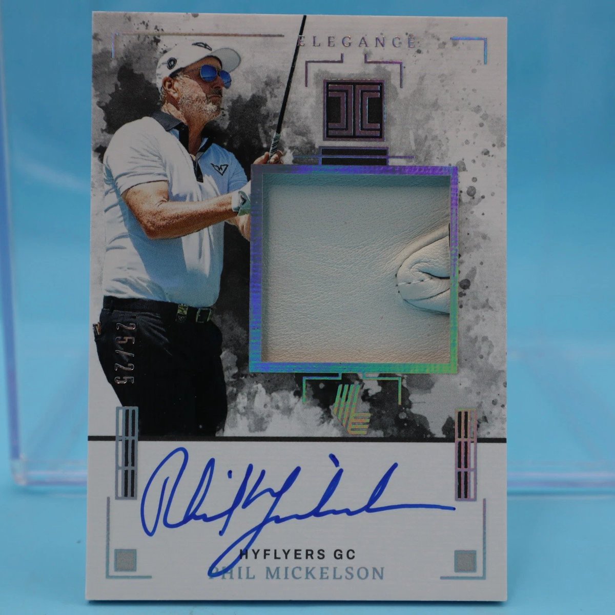 JylesAuctions's tweet photo. Phil Mickelson 2025 Panini Impeccable LIV Golf GU Relic Auto 25/25

Phil glove relic auto👀

https://t.co/5rehCmSboP #ad https://t.co/ma8kkfcFUH