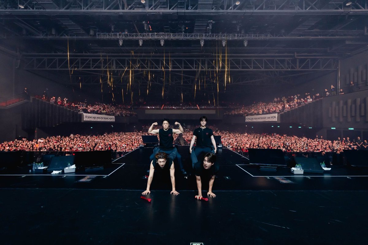 theseoulstory's tweet photo. [#iKONinKL] iKON brought the heat and powerful performances to Kuala Lumpur and we’re still not over it! ❤️‍🔥

Still feeling the concert blues? Recap the night ➡️ https://t.co/g2z1CvD5je

#iKONinMY #iKON_FOUREVER_TOUR #아이콘 https://t.co/ShgrMd7K8g
