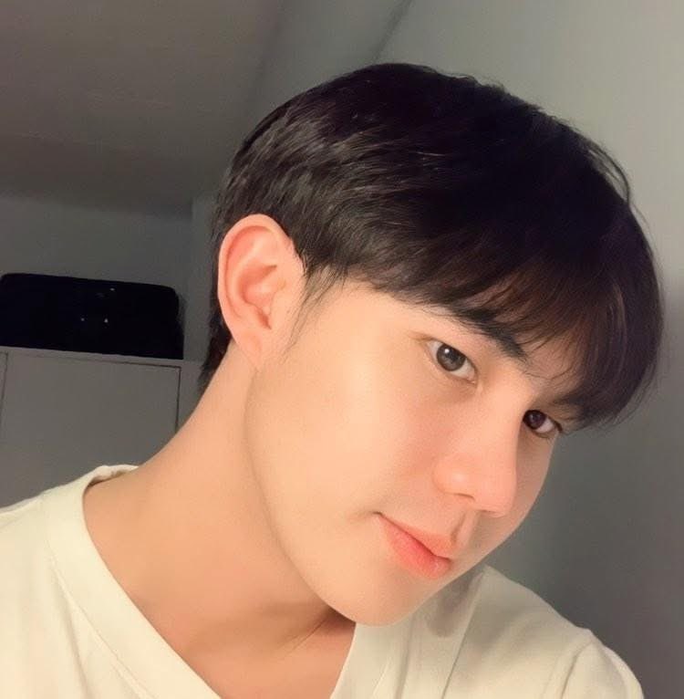 bbarrennii's tweet photo. 👻 #ขอนแก่นทำคลิป #kku https://t.co/kQe6AWFsVF