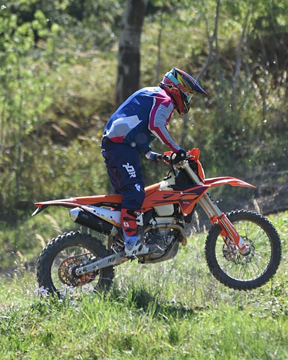 MirandaBoamvx's tweet photo. Once I overcome a few physical issues, it’ll be time to get back on the bike—just for fun, of course! For now, here’s a photo from my latest training session. Photo by Tristan Gibbon. https://t.co/1ljuhGjVok