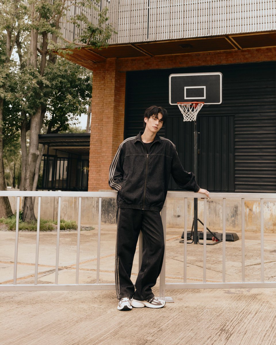 pmxvc_'s tweet photo. รูปชัดๆมาแล้วฮะ หล่อตาแตก😭😭😭

#adidasOriginals 
#adidasxBRIGHT
#bbrightvc https://t.co/mxUPPNl8g0