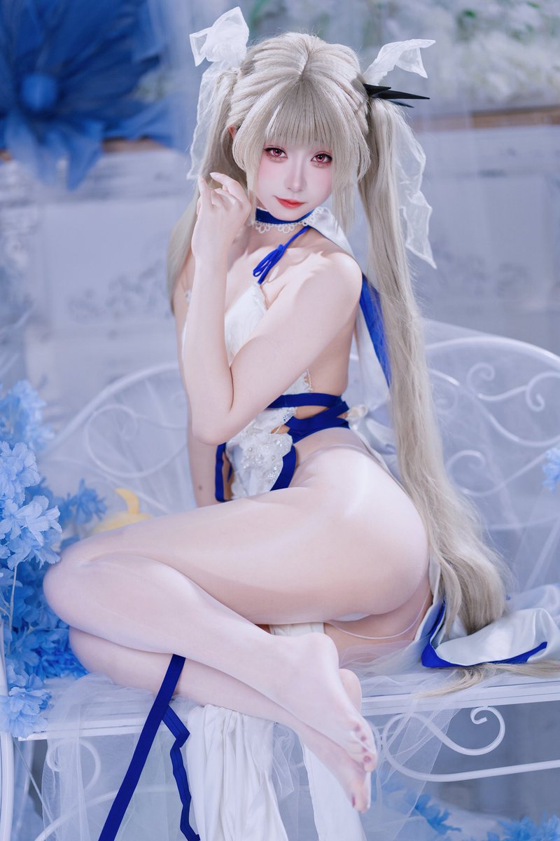 gucha081227's tweet photo. 皇家淑女 #アズールレーン #可畏 #AzurLane #碧蓝航线 https://t.co/UYAVHOSLkM