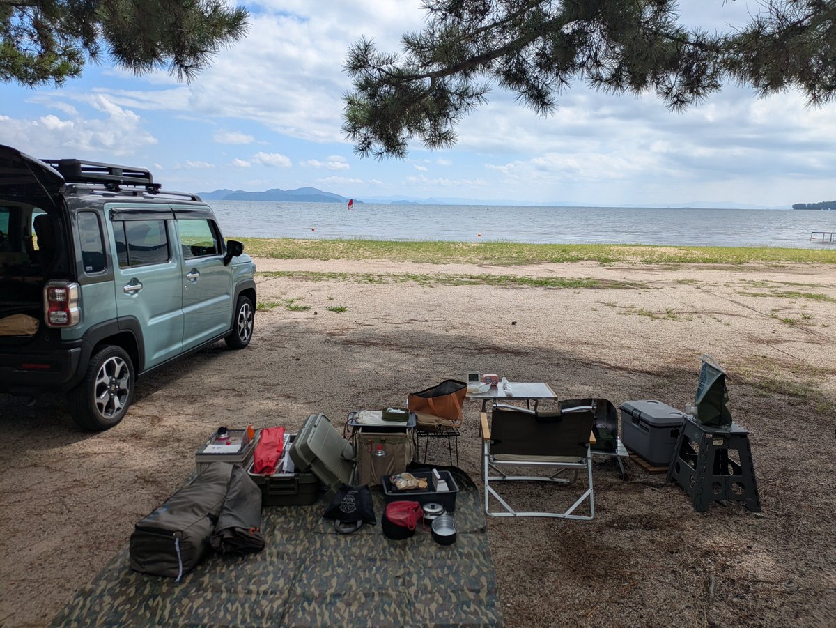 kayak888hm's tweet photo. 9月最初のキャンプは家から1時間で行けるびわ湖白浜荘キャンプ場。何かと使い勝手がいいところだ。13:00チェックインして先ずはパスタでお昼。その後アーストリッパーSCを張ってからハンモックも吊ってみた。
8月が終わって遊泳禁止となったのか飛び込み台が撤去されていた。 https://t.co/brWFfZcPLn