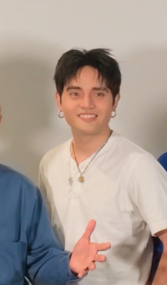 jampawlonasimp's tweet photo. Pablo in white hits diff, sobrang pogiii 🥹🤍

BER MONTHS WITH SB19XJOSEMARICHAN
@SB19Official #SB19
#DOT_SB19_JoseMariChan https://t.co/FeGor79dgH