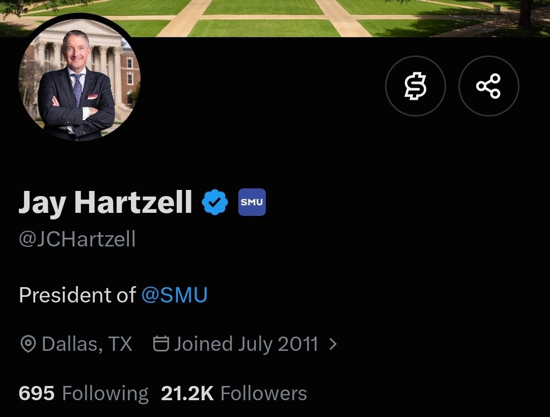 DeAngelisCorey's tweet photo. Jay Hartzell is the President of @SMU.

What's going on here, @JCHartzell? https://t.co/GFCzfbXWJO